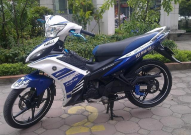 Vỏ trước Exciter 135 70/90-17 VF 999 không ruột